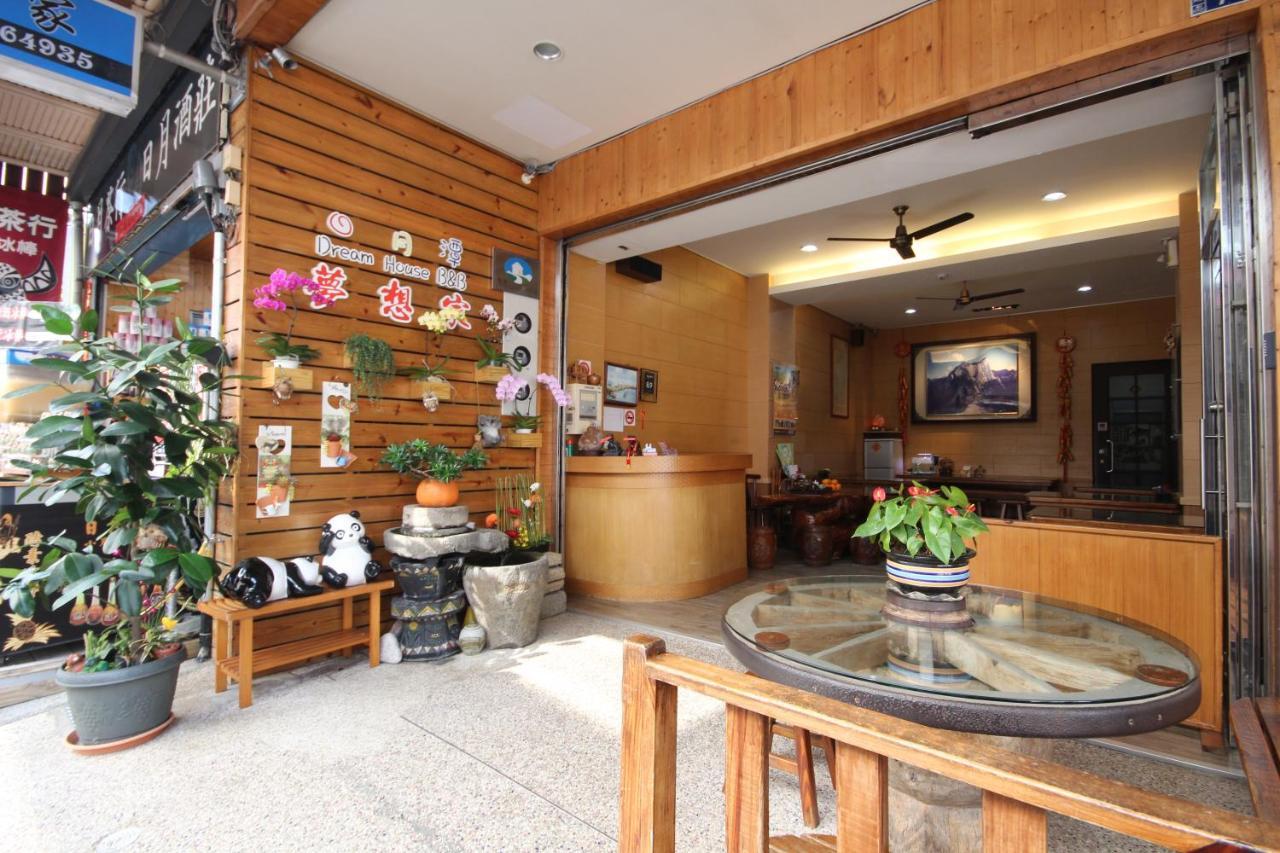 Sun Moon Lake Dream House B&B Yuchi Bagian luar foto